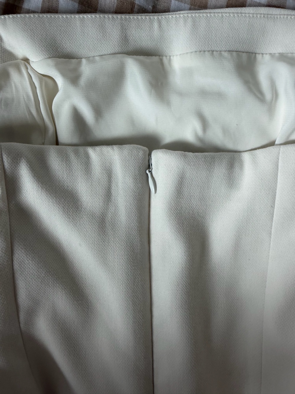 Abercrombie & Fitch Cream Halter Tailored Mini Dress in Size Medium - Picture 7 of 8